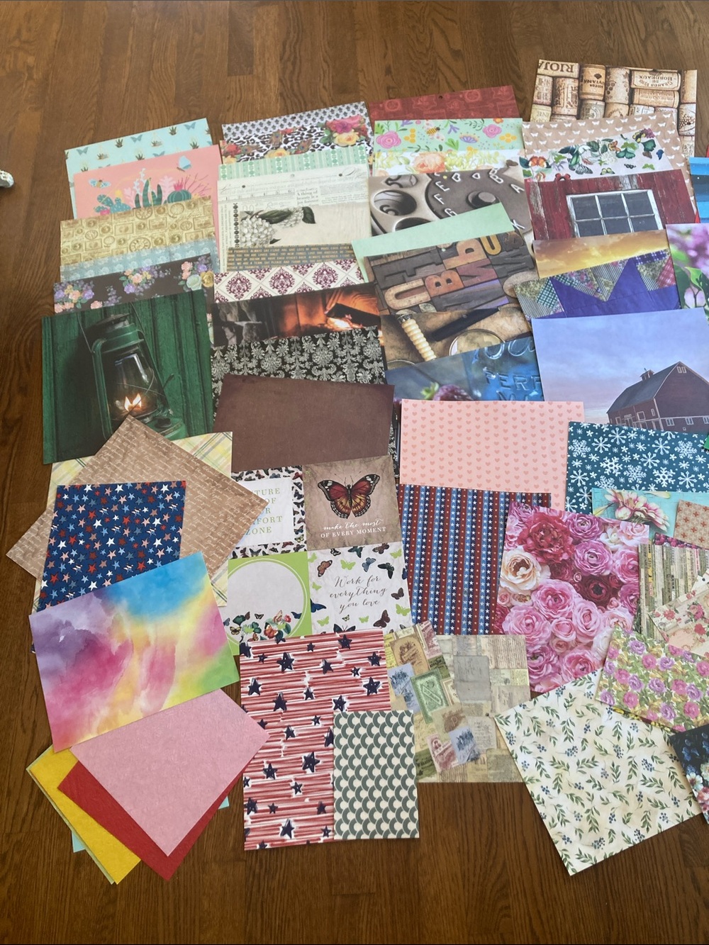 Scrapbook Papers - Picture 1 of 5